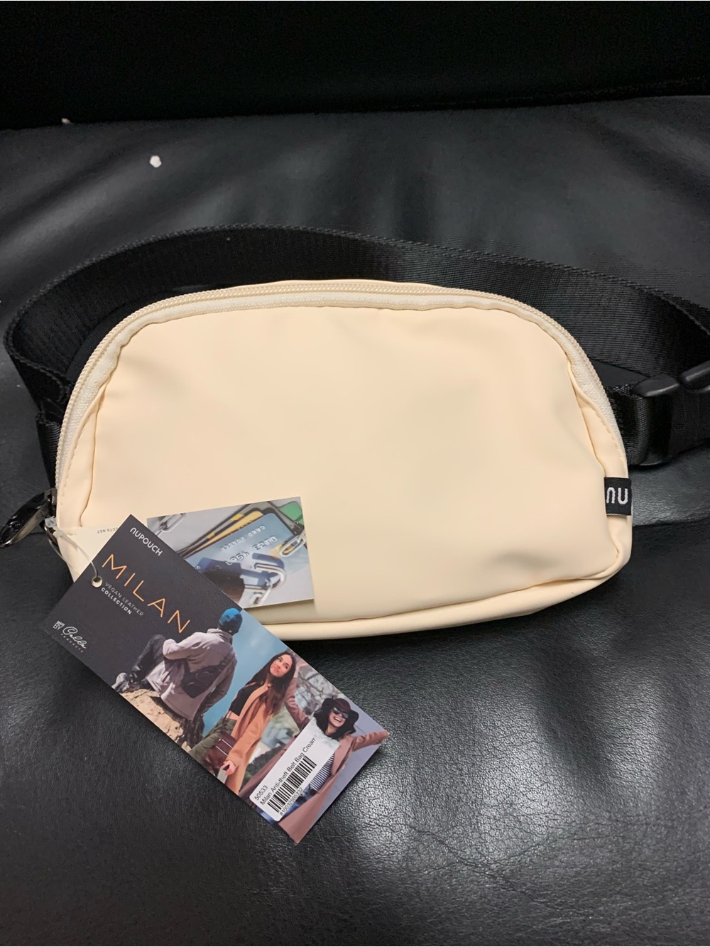 Milan anti-theft Belt bag cream